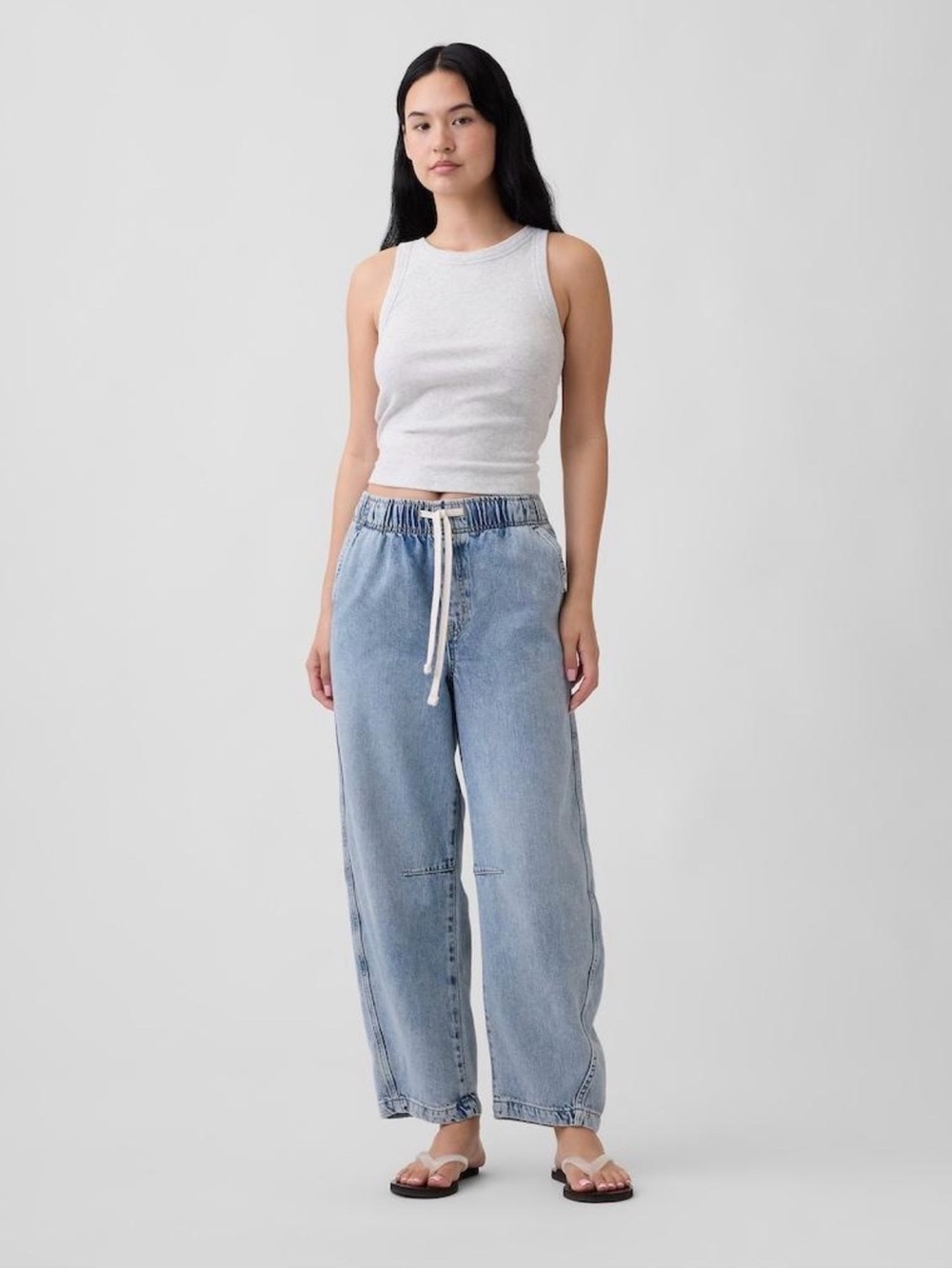 GAP Mid Rise SuperSoft Pull-On Elastic Waistband Barrel Jeans Light Wash Size XL